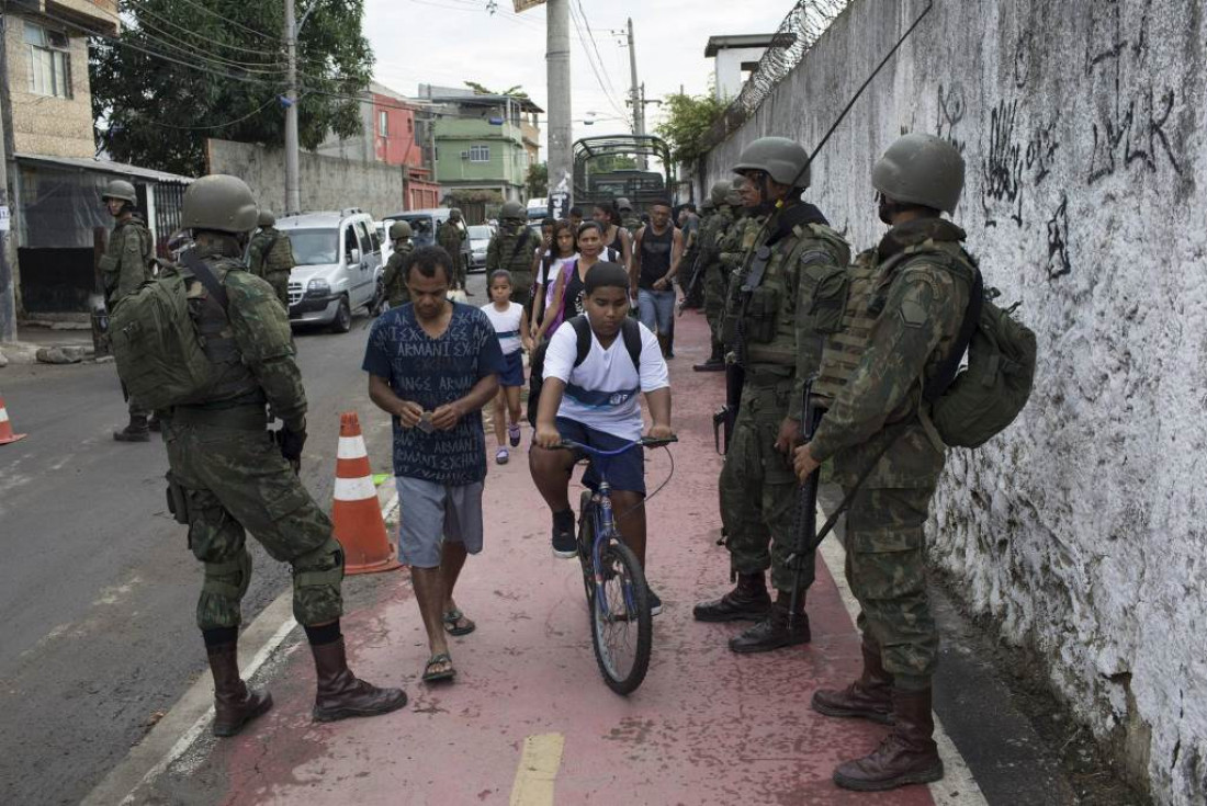 Temer decretó la intervención militar en Río de Janeiro
