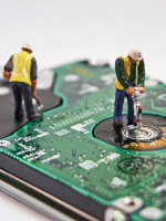 Minería urbana: economía circular que invierte el paradigma extractivista