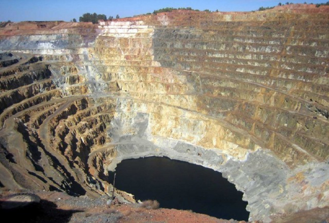 Minería por zonas en Chubut: "La ley se aprobó entre gallos y medianoche para evitar toda movilización"