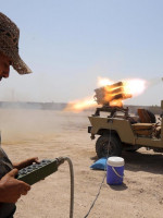 Francia destruye depósitos de armas y campos de entrenamiento en Raqa
