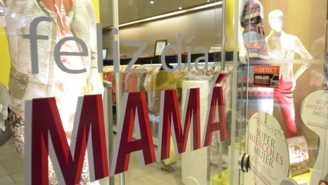 Las ventas por el Día de la Madre cayeron el 13 % en un año