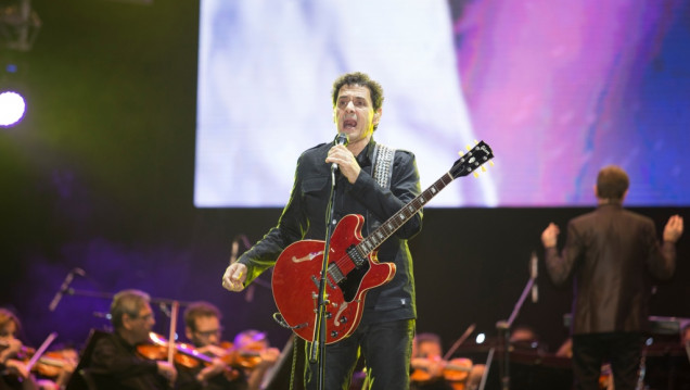 imagen Oíd mortales: Mollo grabó el Himno con la Filarmónica