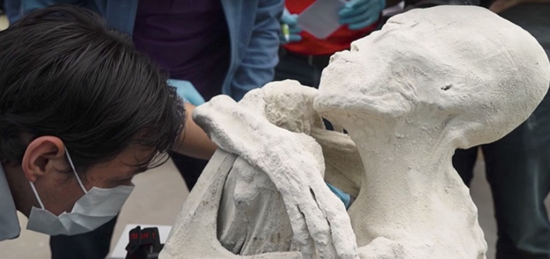 Desmienten que la momia hallada en Nazca sea de origen extraterrestre
