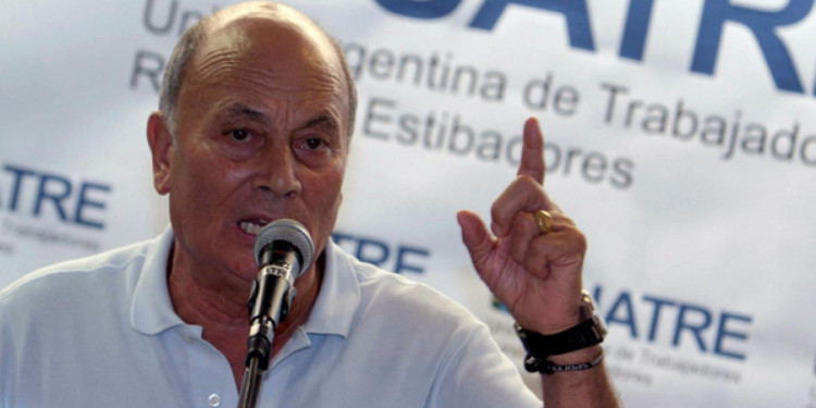 El "Momo" Venegas rechazó el paro de la CGT y acusó al triunvirato de estar "perdido y desorientado"