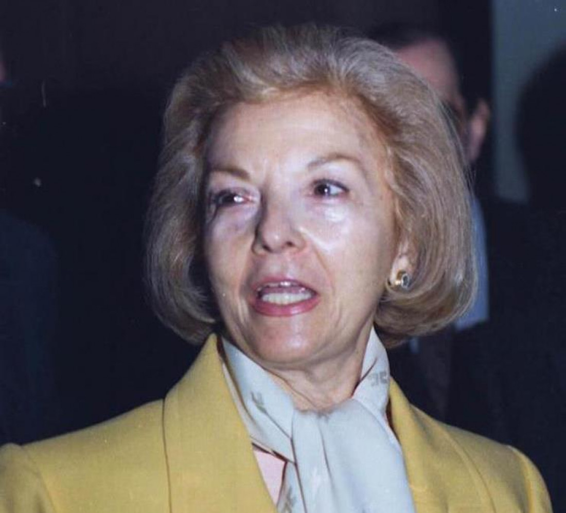 Podrían imputar a María Estela Martínez de Perón