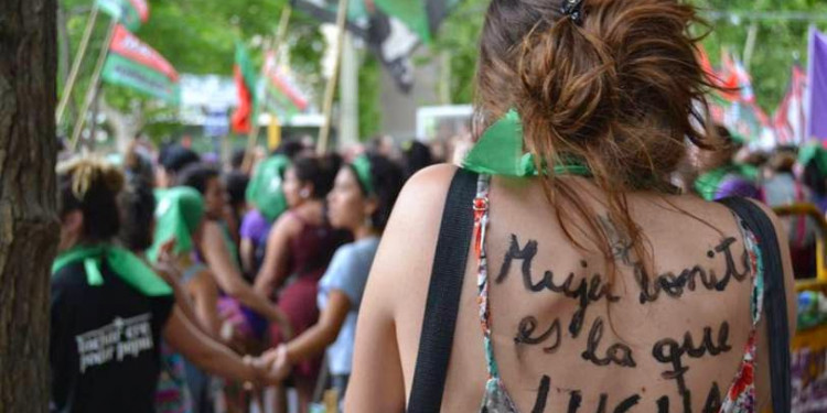 "Mujer Bonita"* de A. Cuervo Taboada