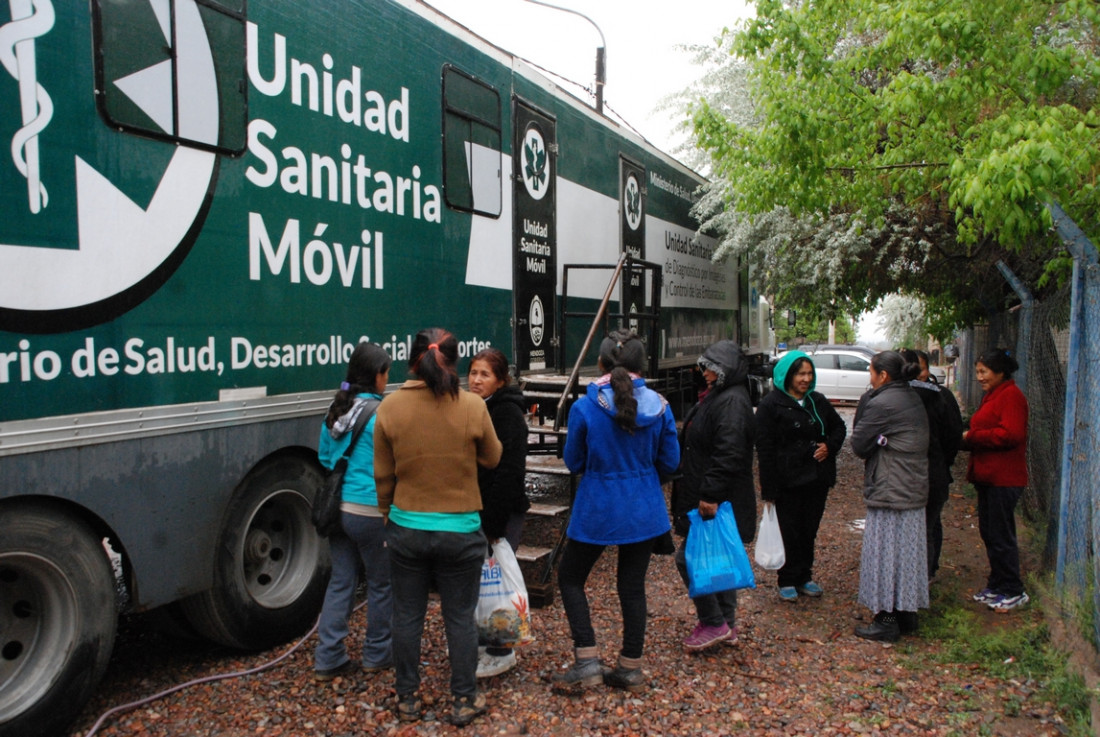 Servicios sanitarios, talleres de género y actividades culturales por el mes de la Mujer Rural