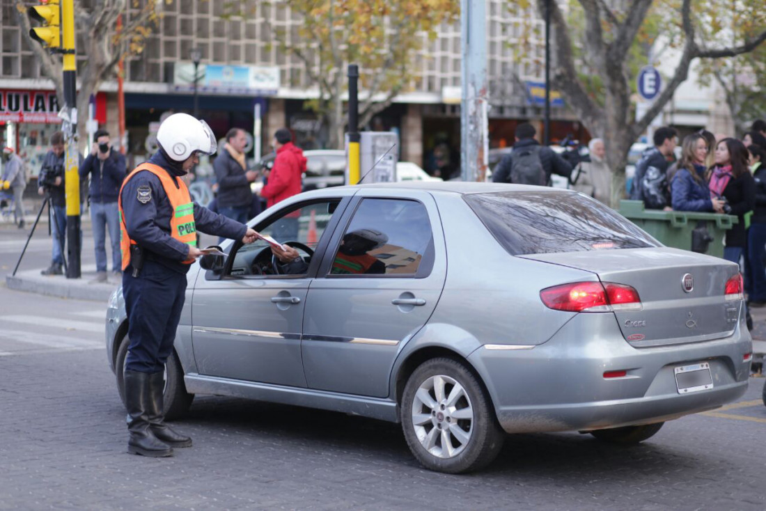 Rige la suba de un 26% en las multas de tránsito en Mendoza