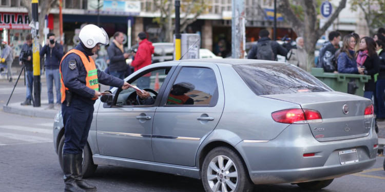 Rige la suba de un 26% en las multas de tránsito en Mendoza