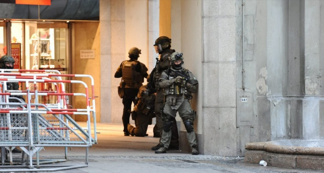 Al menos seis muertos en un tiroteo en un centro comercial de Munich