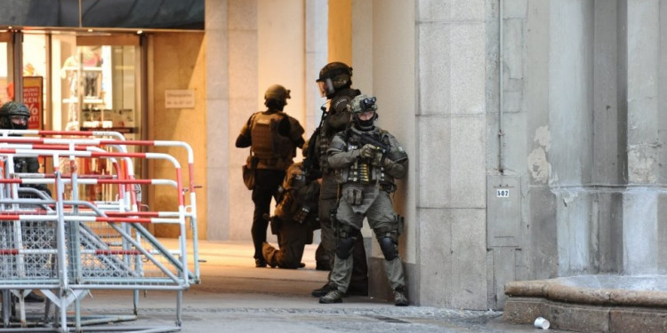 Al menos seis muertos en un tiroteo en un centro comercial de Munich