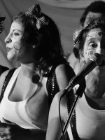 Las murgas mendocinas con estilo uruguayo presentan disco
