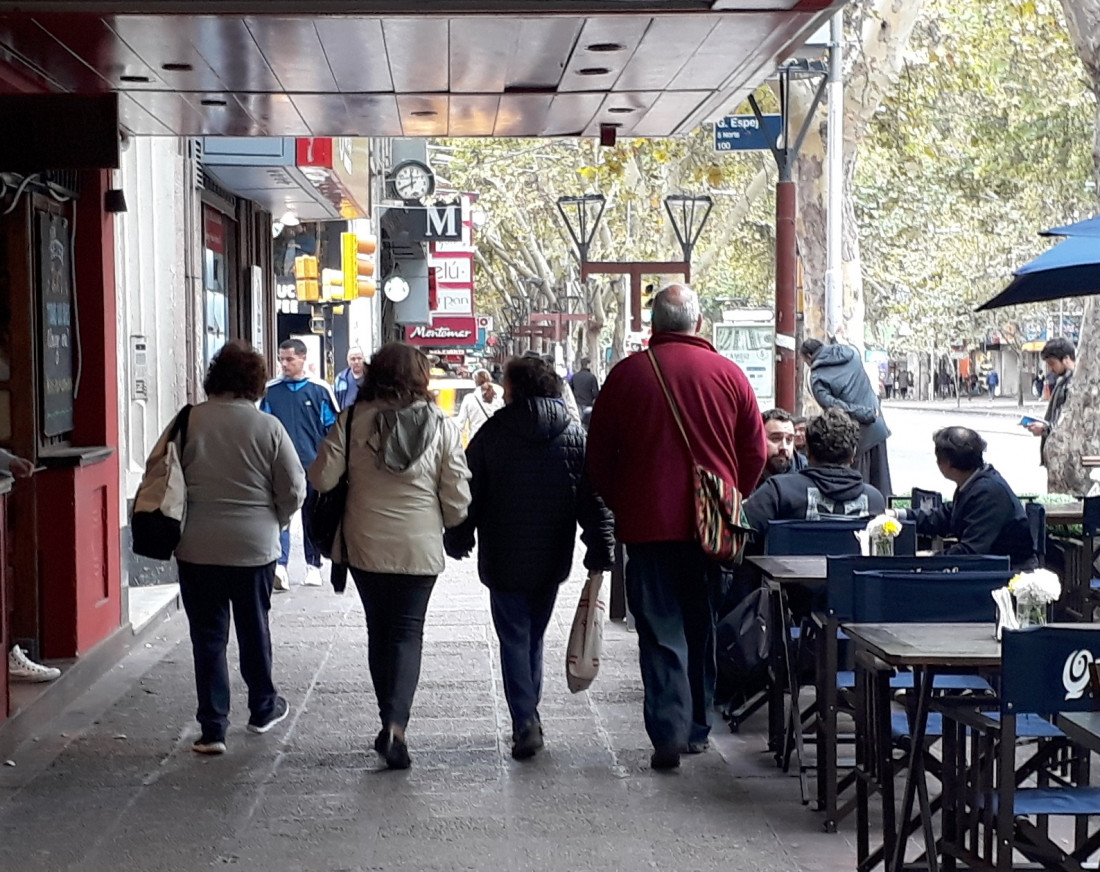 Mendoza y diez provincias más registran temperaturas menores a 15 grados