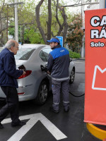 Los cambios en el precio de los combustibles serán "más o menos frecuentes"