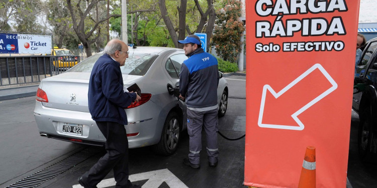 Los cambios en el precio de los combustibles serán "más o menos frecuentes"