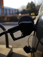 Estaciones de servicio advierten por subas en precios de combustibles