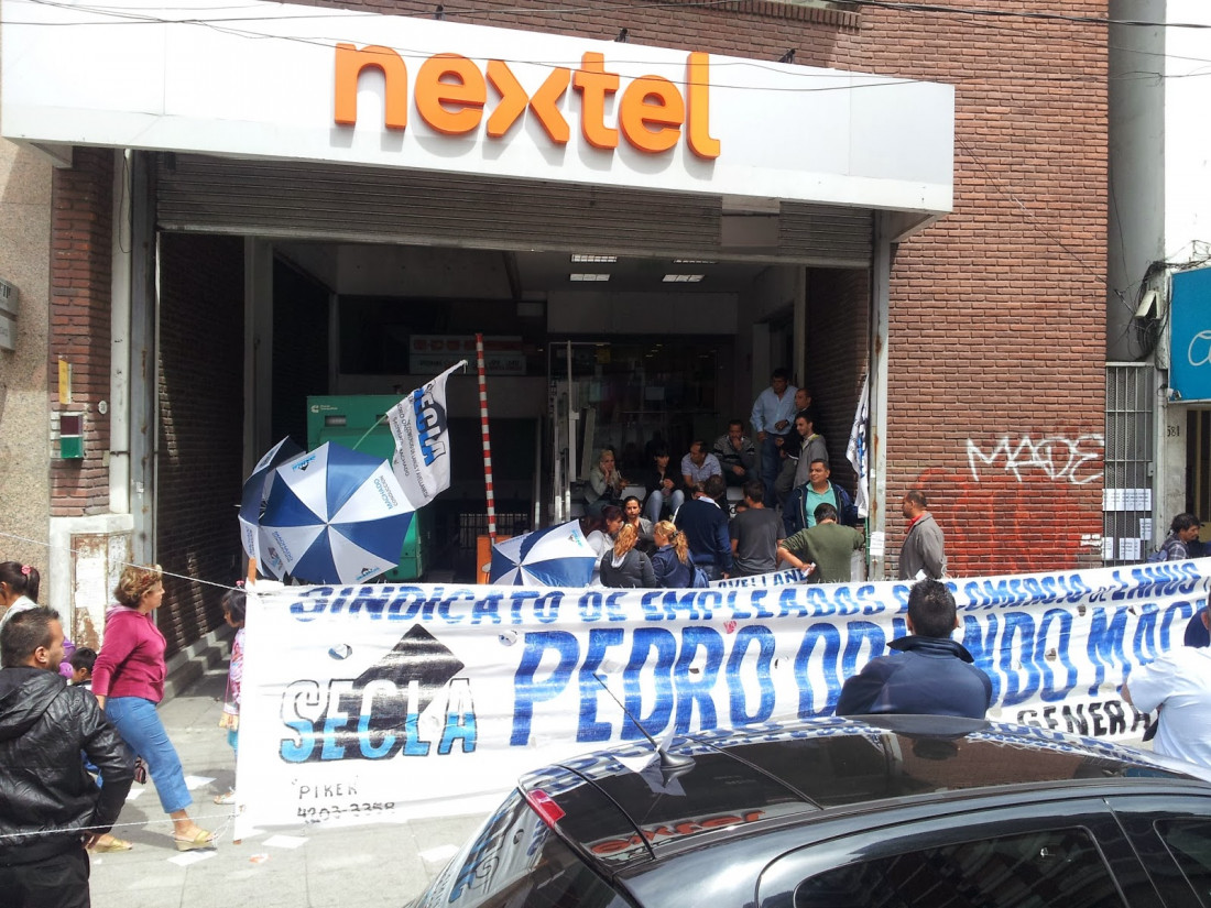 Despidos en Nextel: "Los trabajadores denunciamos los despidos y el posible vaciamiento de la empresa"