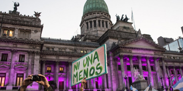 El Presidente reemplazó el Consejo Nacional de la Mujer