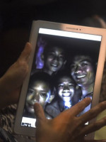 Se dificulta el rescate de 12 niños atrapados en una cueva en Tailandia