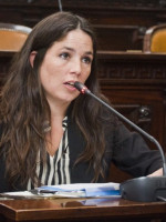 "Ningún trabajador recibe en paritarias 10 mil pesos de aumento"
