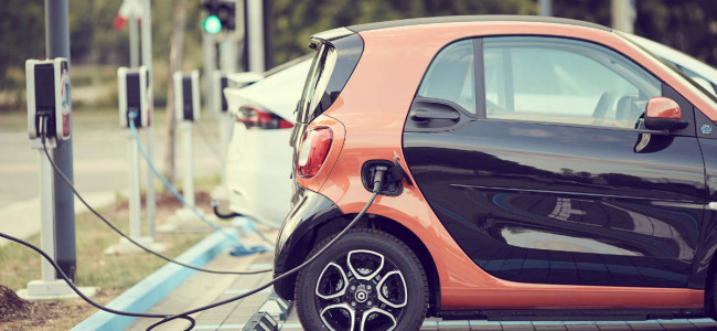 Las ventas de autos híbridos y eléctricos crecieron 148% en 2021