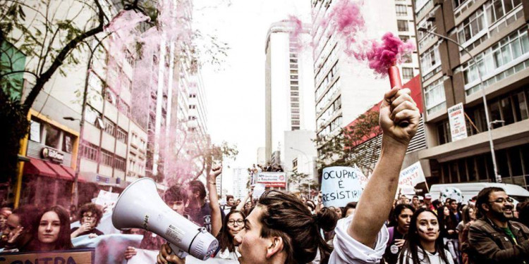 Brasil: primero ocuparon las escuelas, ahora la capital