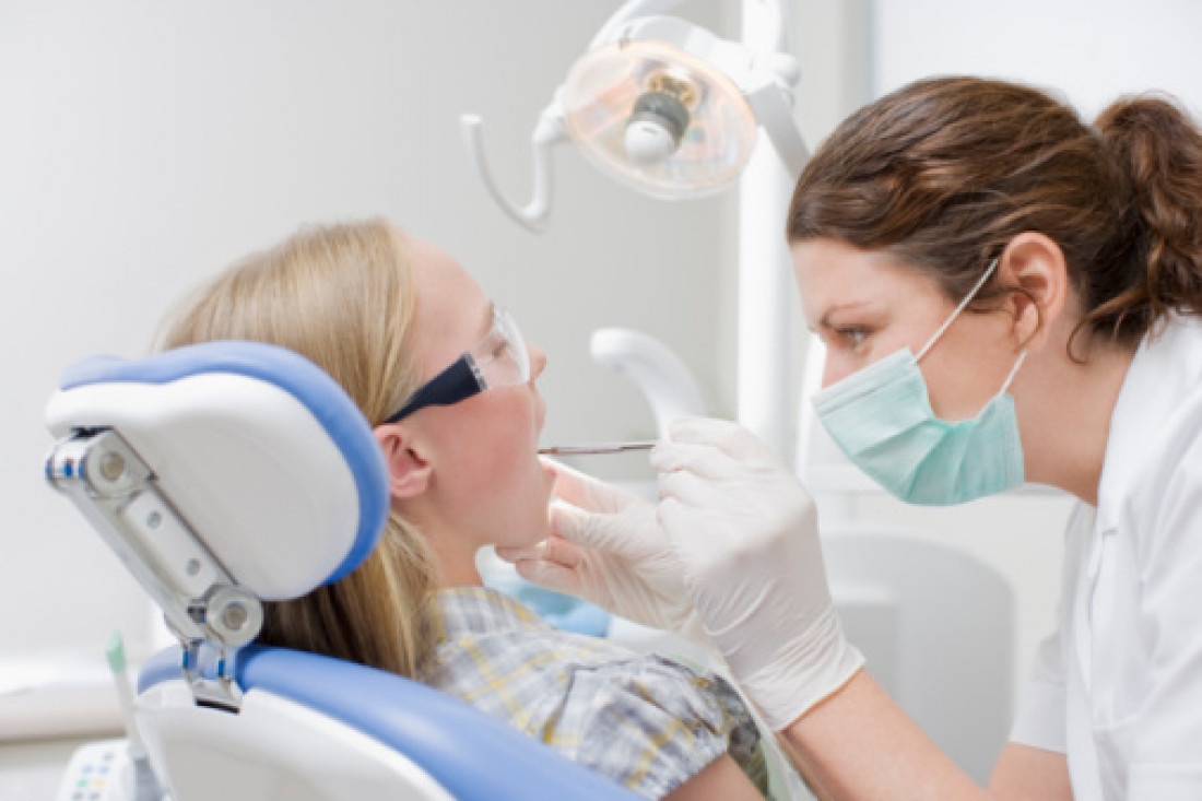Al dentista: una semana de consultas gratuitas y jornadas en la UNCUYO