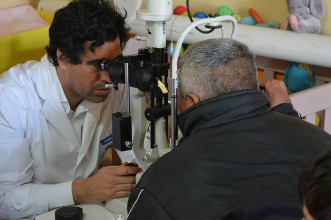 Un reclamo de oftalmólogos puso en riesgo la atención a los afiliados de OSEP