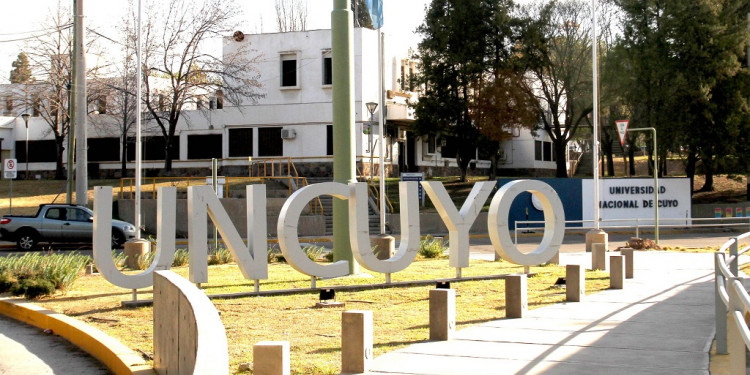Cómo funcionarán los servicios estudiantiles de la UNCUYO este verano 2023