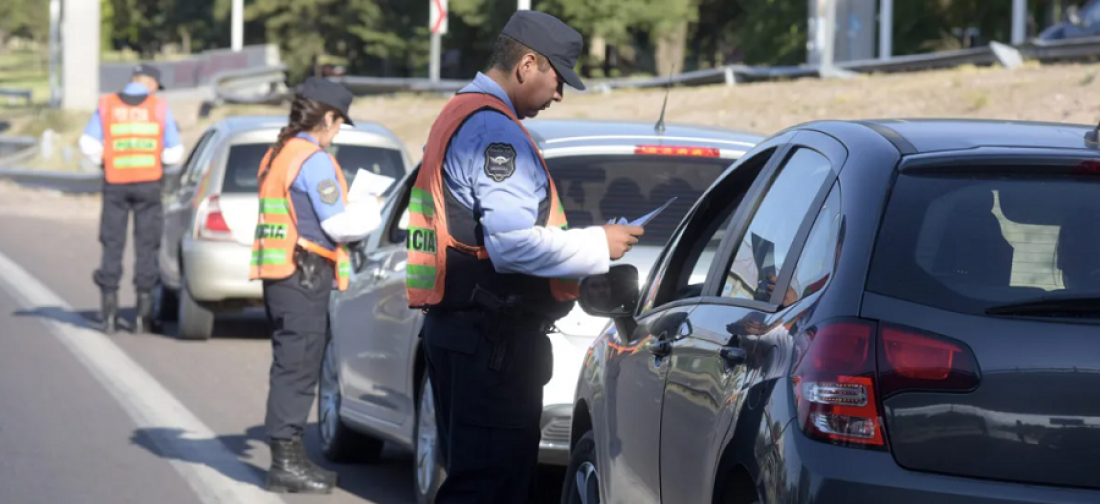 Así funcionarán los controles, los servicios y el comercio en Nochebuena y Navidad