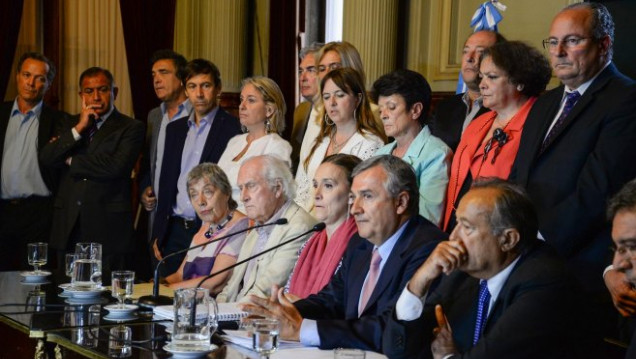 imagen El FpV irá por la sanción de la AFI y la oposición convoca a un debate paralelo