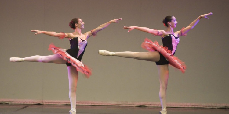 Espectaculo del Ballet de la Universidad Nacional de Cuyo
