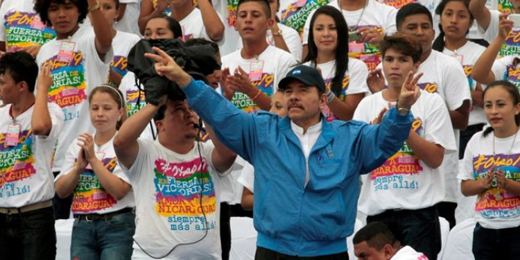 Daniel Ortega fue reelecto con el 72 % de los votos