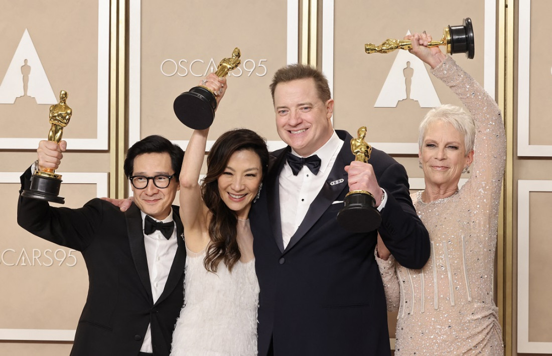 "Todo en todas partes al mismo tiempo", la más premiada de la noche de los Oscar 2023