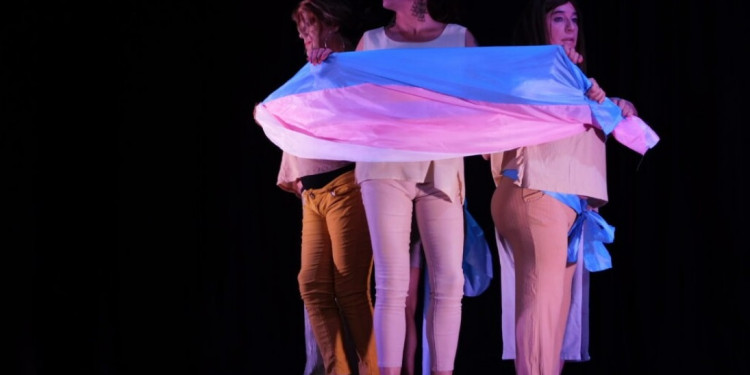 Estrena "Salí del táper", un programa local que problematiza la exclusión de personas trans