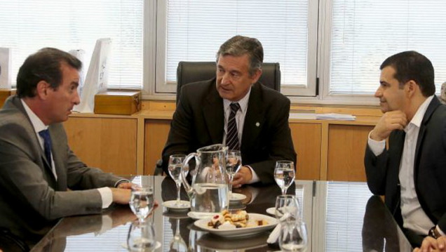imagen De qué hablaron el rector, el gobernador y el CEO petrolero
