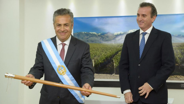 imagen  Cornejo vs. Pérez: comparación de sus primeros discursos