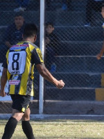El Jarillero ganó y salió del fondo