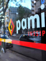 Se podría cortar el servicio de PAMI en farmacias