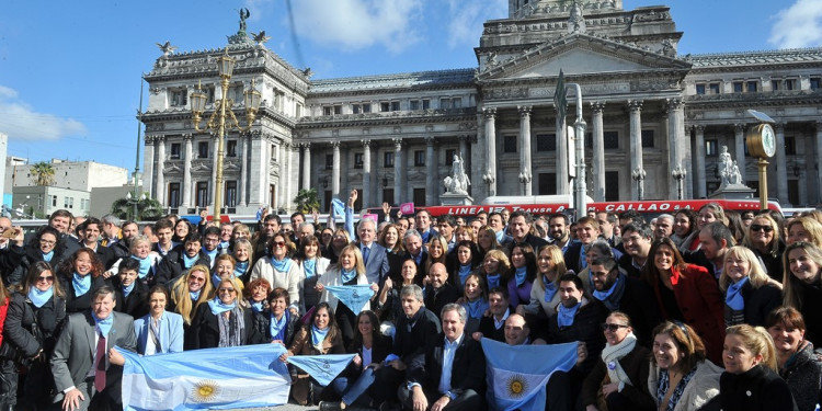 La foto de los dirigentes de Cambiemos en contra del aborto