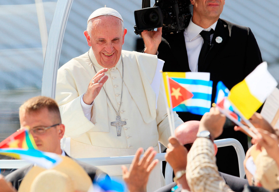 El papa Francisco llega a EE.UU. tras su visita a Cuba