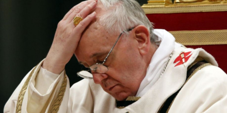 "El Papa encubrió al cura que abusó de mi hijo"