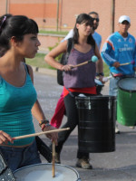 ¿Dónde están las pibas en los estudios de juventudes? 