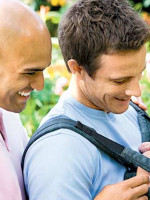 Argentina no tiene legislación que contemple a padres gay que buscan adoptar