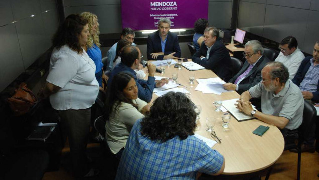 imagen Comenzó la paritaria docente con los nervios de punta