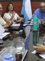 Río Negro ofrece a sus docentes 30 % de aumento para el primer semestre