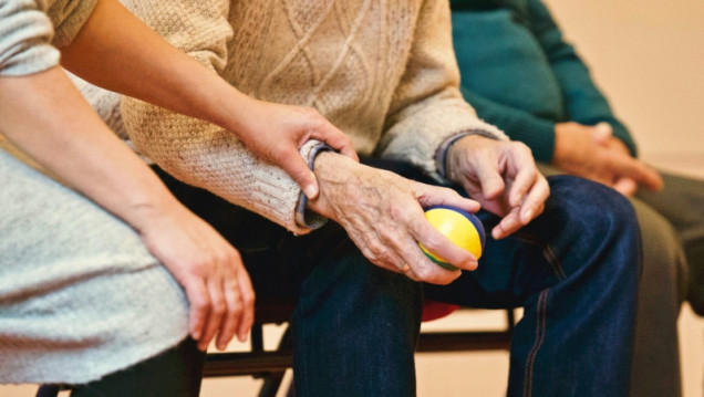 imagen Parkinson: un estudio comprobó que la acumulación de una proteína permite su detección temprana