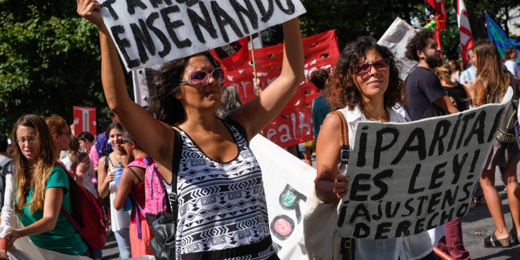 En Buenos Aires se extiende el paro docente