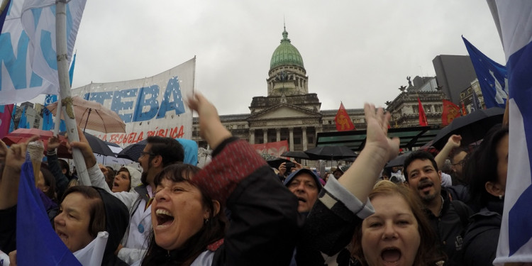 El Gobierno apeló fallo que ordenó convocar a la paritaria nacional docente