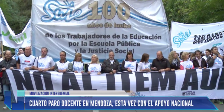 Movilización intergremial y paro docente en Mendoza